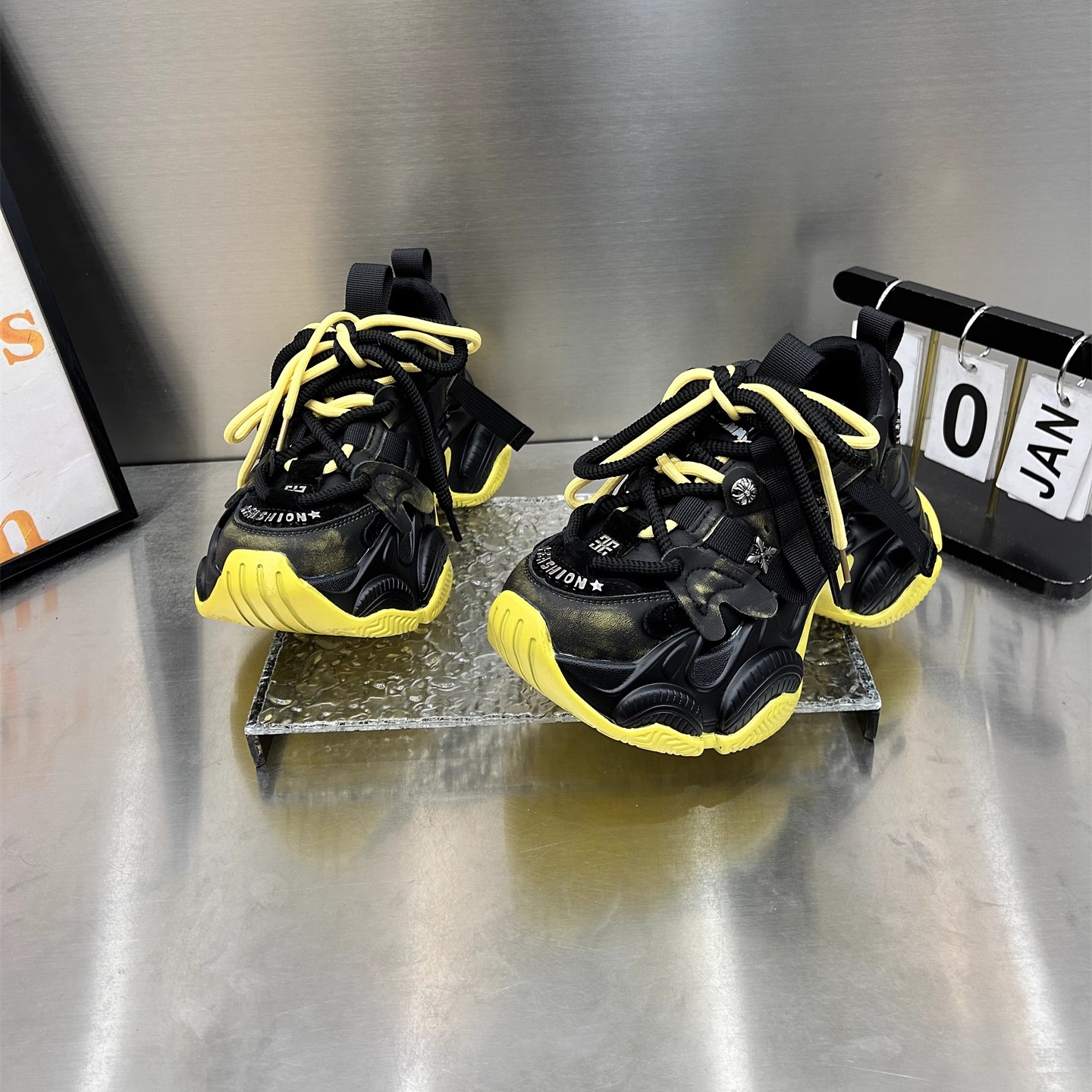 2026新款增高显脚小女老爹鞋