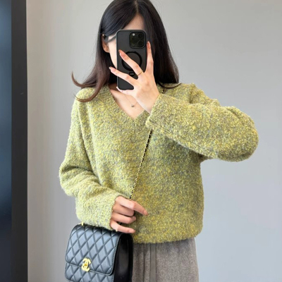 V领套头针织羊毛衫软糯毛衣女