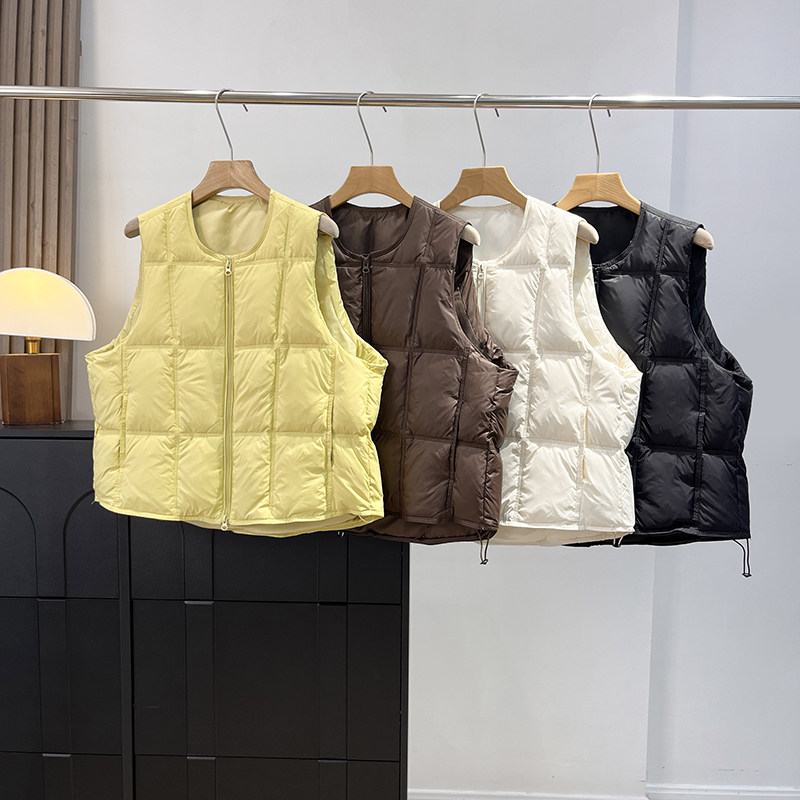 高级感！轻奢气质轻量型保暖90白鸭绒格子绗缝圆领羽绒马甲外套冬