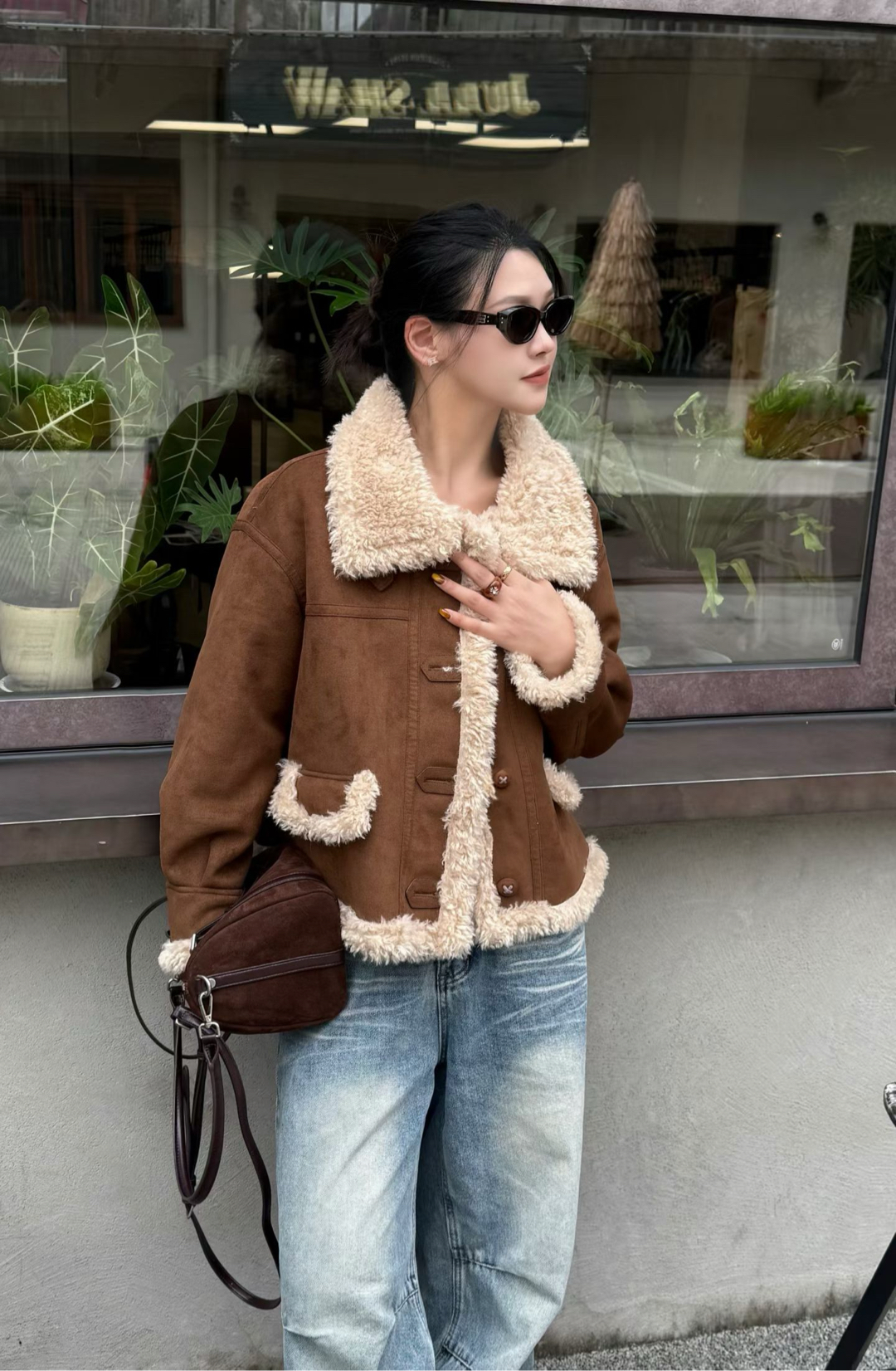 YOYO-短款麂皮绒翻毛领羽绒皮毛一体外套女百搭休闲宽松羽绒服女