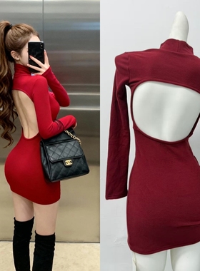 Fart Shop炽热晚潮 酒红色带绒高领露背秋冬圣诞包臀连衣裙
