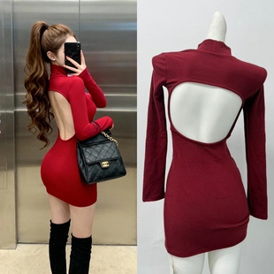 Fart 酒红色带绒高领露背秋冬圣诞包臀连衣裙 Shop炽热晚潮