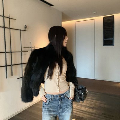 辣妹风时尚2025年冬季新款T恤