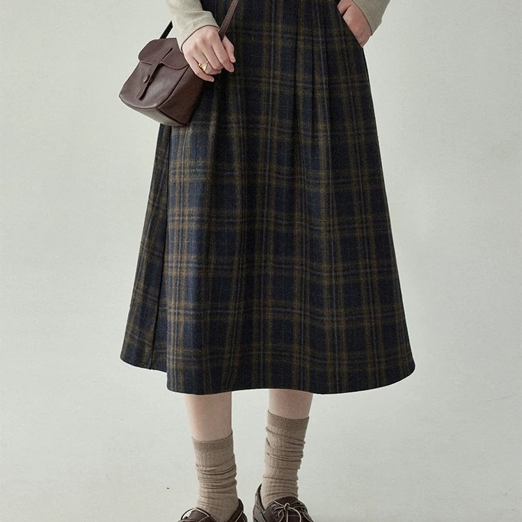 城市户外风半身裙2025年冬季新款