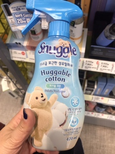 韩国直邮snuggle 小熊衣服增香除味喷雾 皂香 木棉香清新475ml