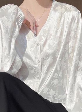 中式国风提花独特好看缎面2025春装高级衬衫新款长袖设计上衣衬衣