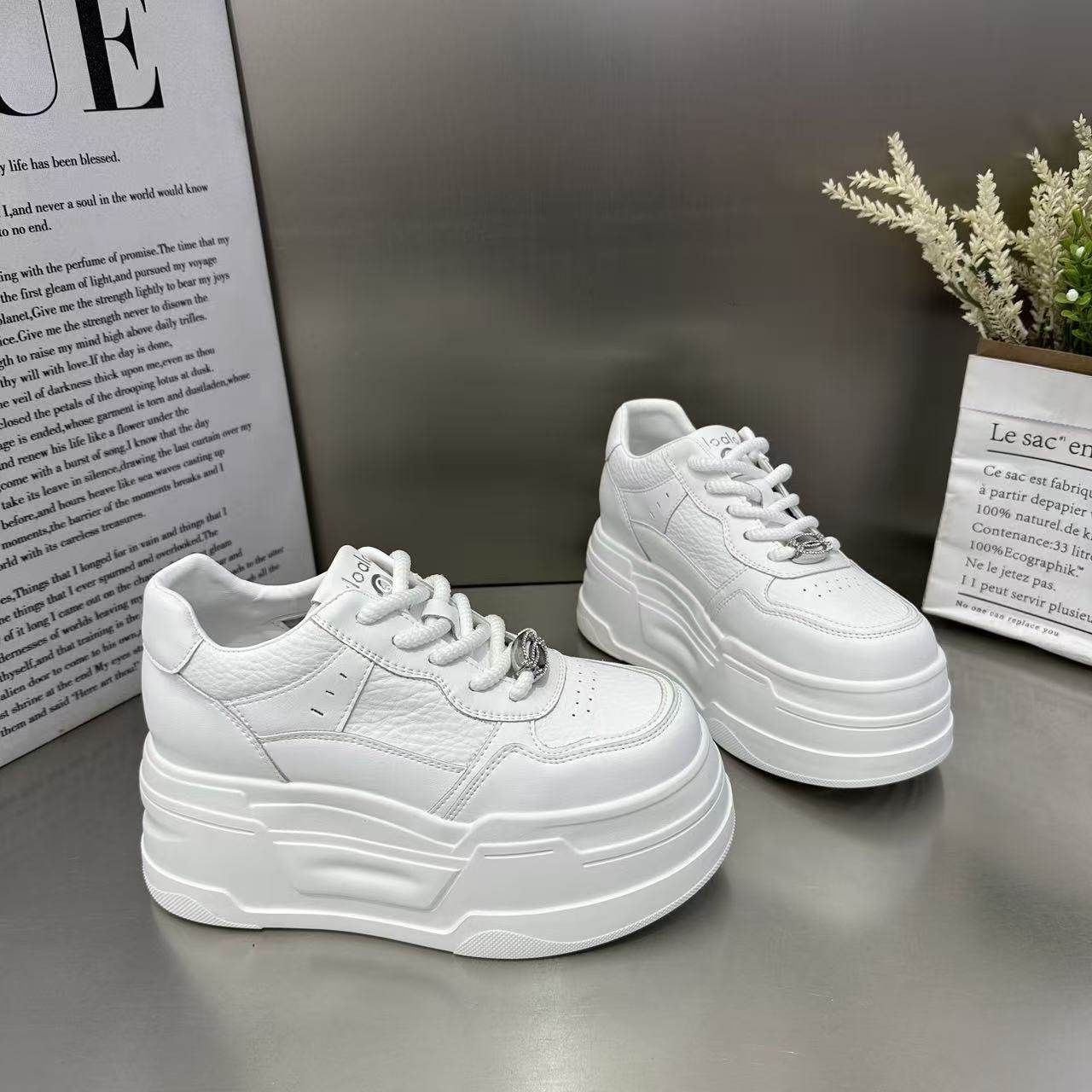 2026年春季百搭松糕小个子增高休闲板鞋女ins简约高级运动小白鞋,女鞋,棉鞋,淘宝优惠券,粉丝福利购,淘宝优惠卷