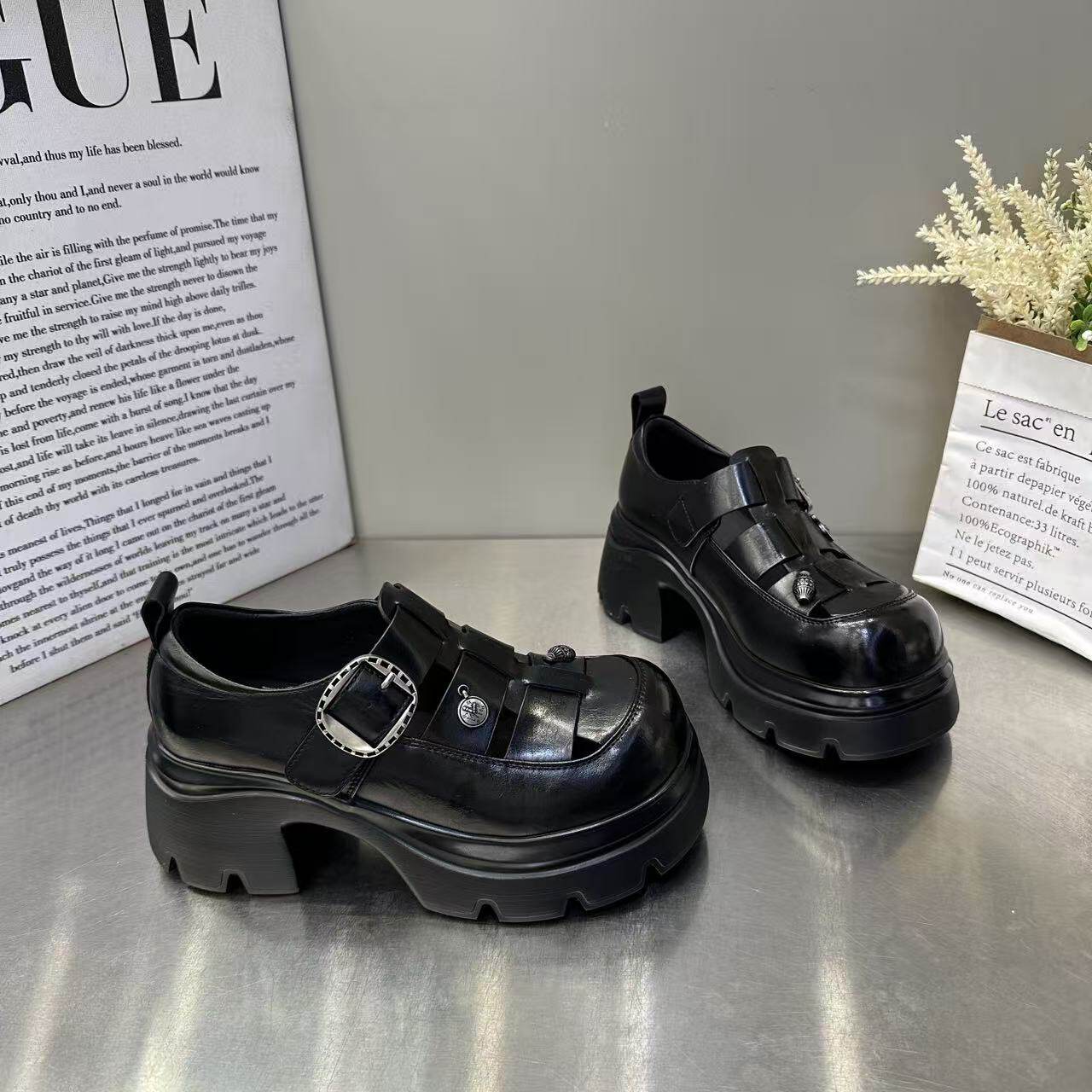 欧货厚底粗跟增高乐福鞋女2026夏季新款镂空英伦风小个子罗马凉鞋