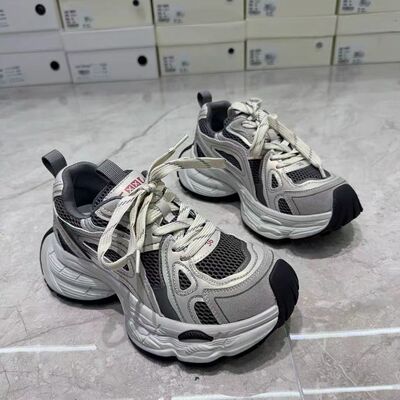 欧洲站2025秋冬新款时尚老爹鞋休闲鞋女鞋潮厚底系头擦色单里绒里