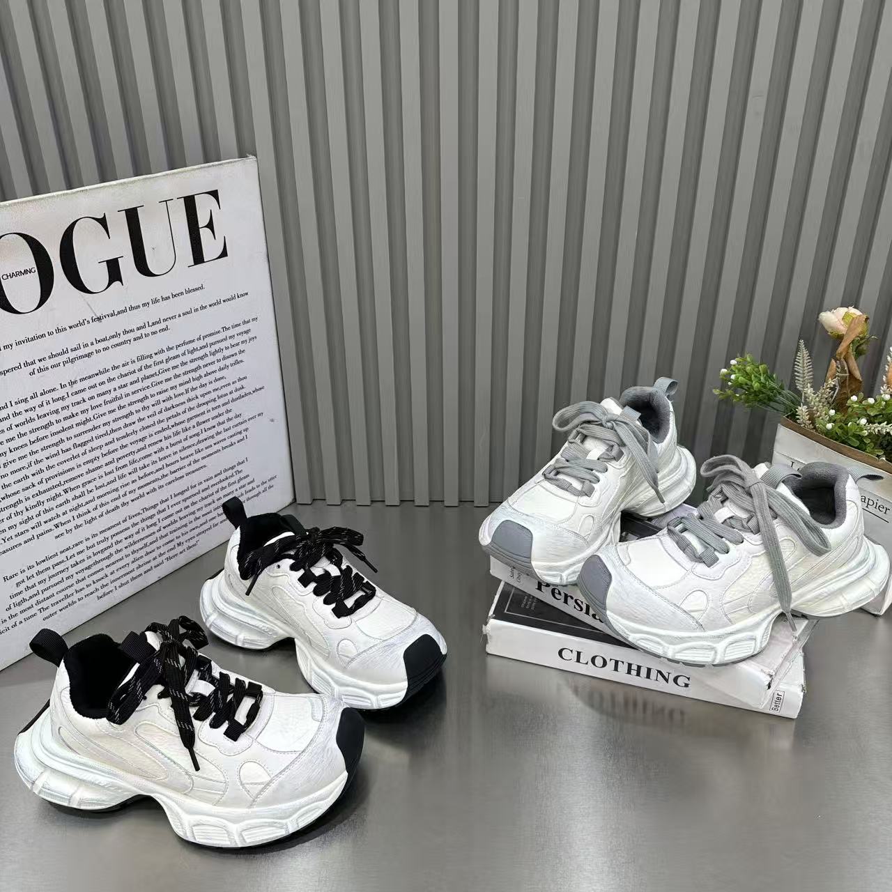 欧洲站松糕厚底运动休闲老爹鞋女2025年冬季超火爆款做旧增高棉鞋