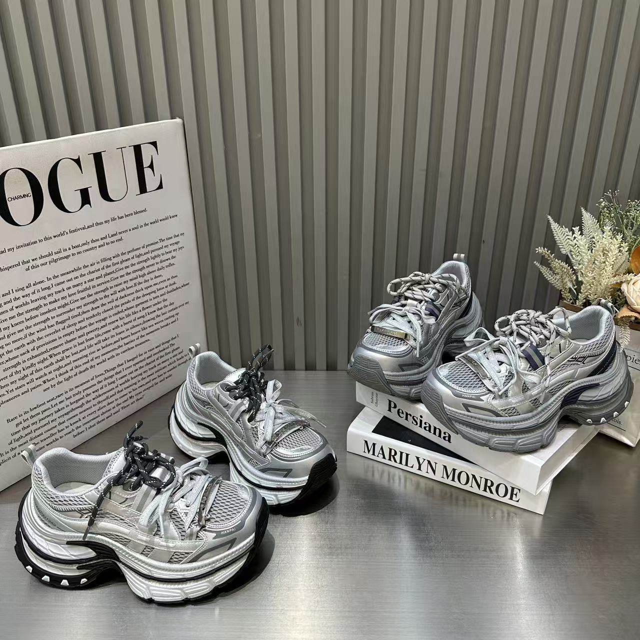 2026年早春新款休闲运动增高复古拼色显脚小松糕增高厚底老爹鞋女,女鞋,棉鞋,淘宝优惠券,粉丝福利购,淘宝优惠卷