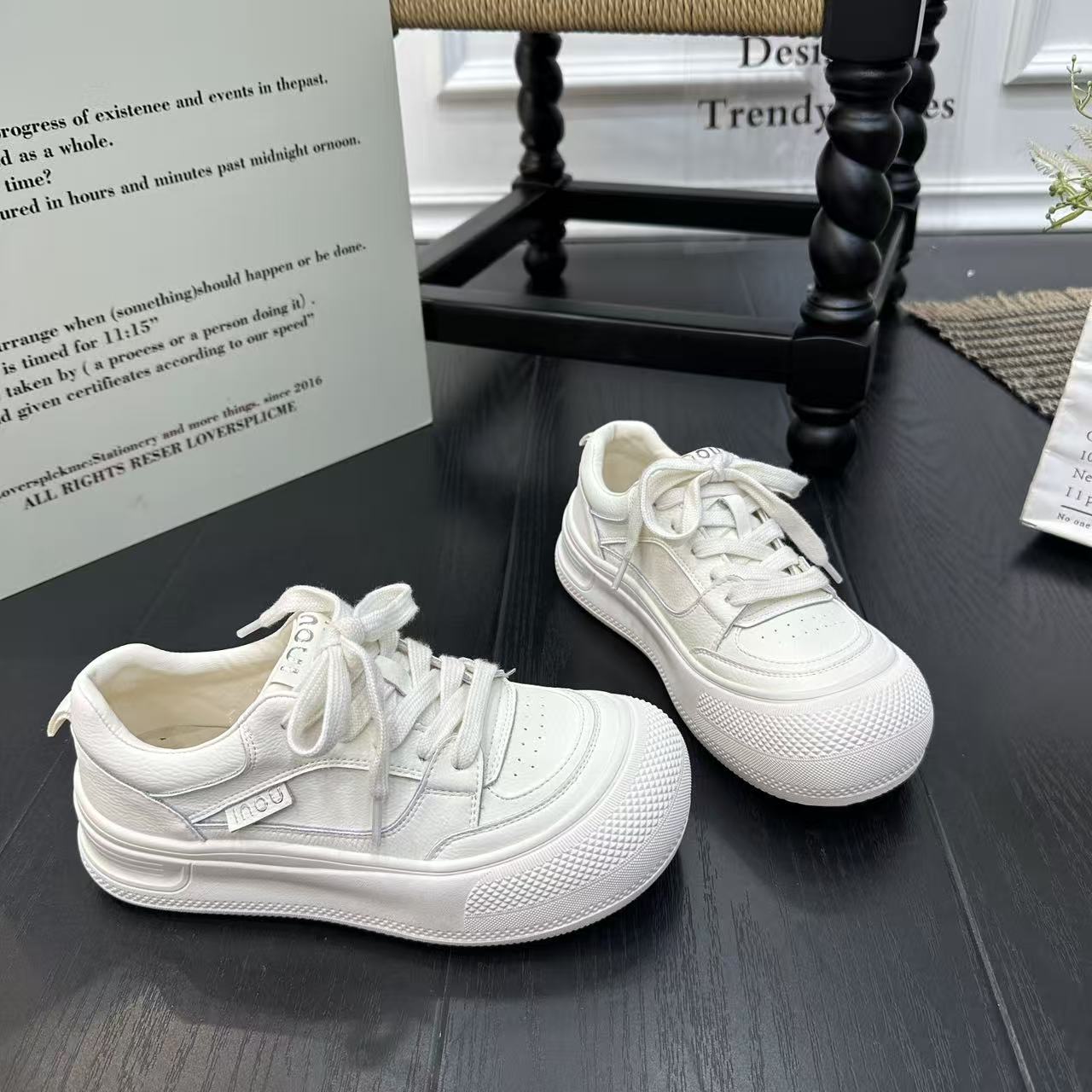 厚底纯色休闲娃娃头小白鞋女韩版ins丑萌超轻舒适简约休闲板鞋