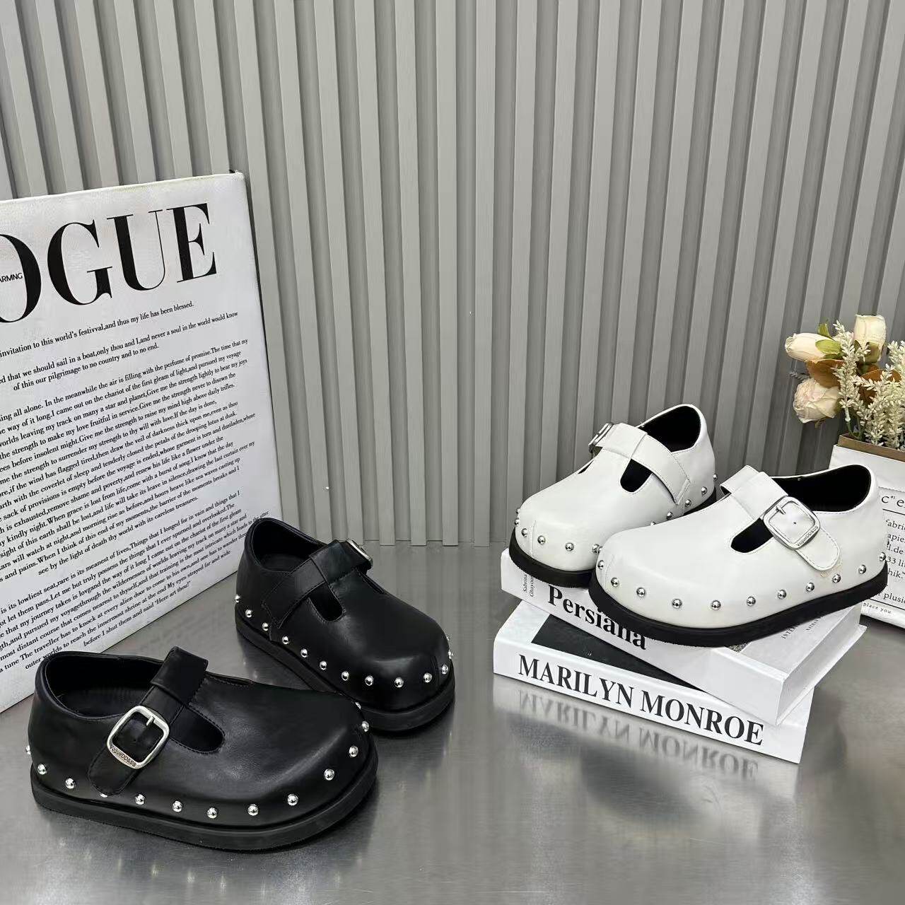 欧洲站重工厚底增高铆钉包头鞋女2026新款春季时尚百搭休闲勃肯鞋
