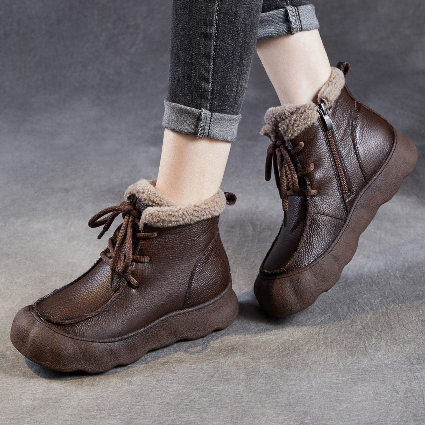 真皮加绒加厚保暖棉鞋软底防滑短筒马丁靴女2025新款冬季雪地靴子