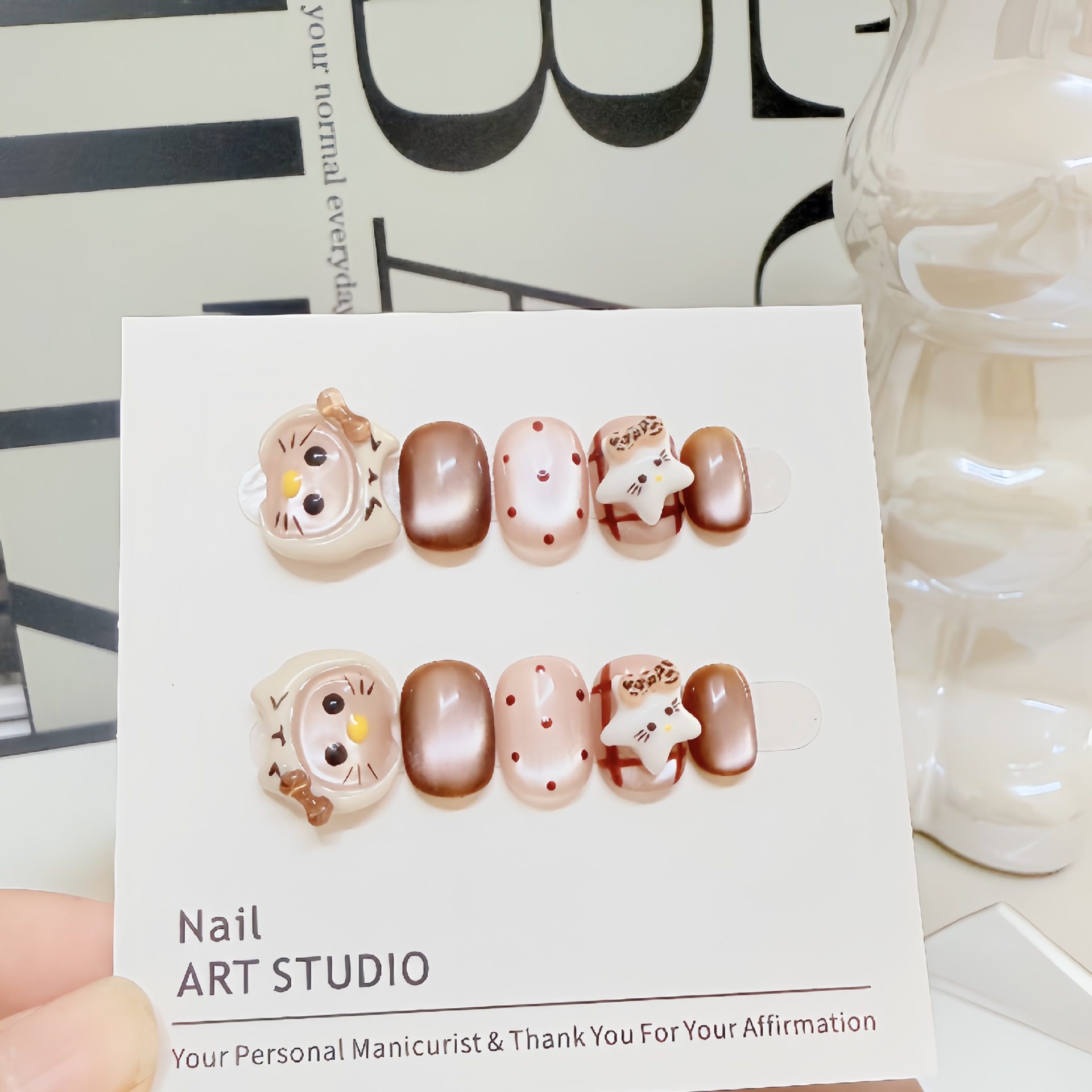 戴帽KT美甲穿戴甲短款秋冬焦糖Kitty甜酷爆新款气质显白高级美甲,彩妆/香水/美妆工具,穿戴甲/甲片,淘宝优惠券,粉丝福利购,淘宝优惠卷