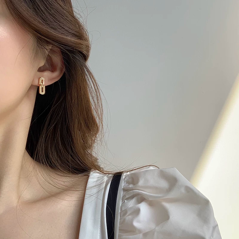 TinySylvie法式贝母U形耳钉