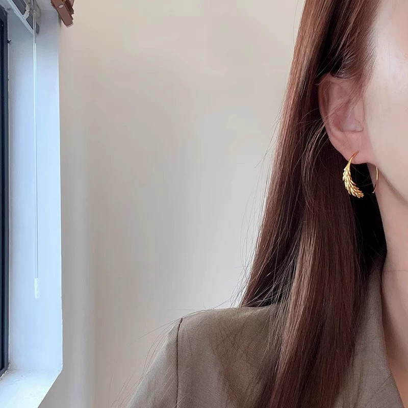 TinySylvie不对称金色麦穗耳环