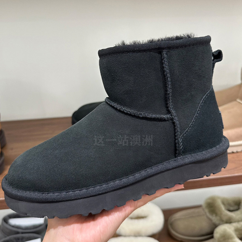 澳洲雪地靴男鞋新款羊皮毛一体短筒冬季防滑低帮保暖防水男靴大码