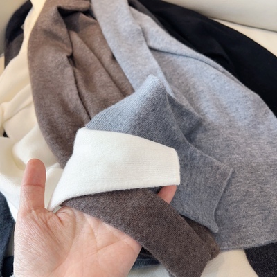 斯斯 1202 百搭基础好好穿无缝一体羊毛羊绒混纺可机洗半领针织