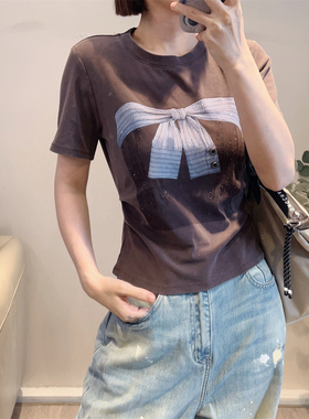 斯斯0616 不灭少女心酷甜风腰部褶皱印花做旧炭灰色蝴蝶结短袖T恤