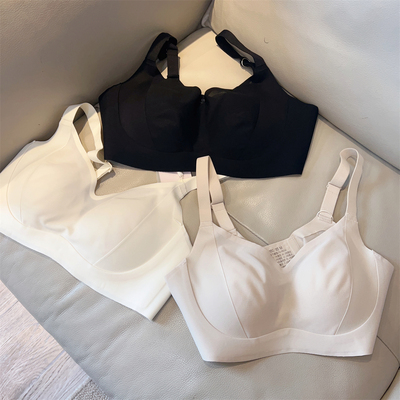 斯斯 0306 春夏薄款会呼吸 软支撑聚拢水滴纯色薄杯纯色文胸