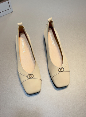 粗跟中跟奶奶鞋女2026春秋新款百搭复古方头法式软底低跟温柔单鞋