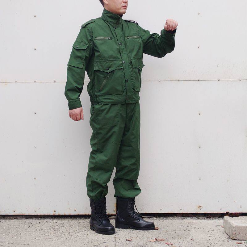 库存深绿工作服深绿的确良夹克多兜套装收藏品