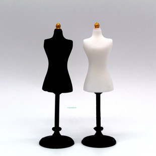 DOIIHOUSE 微缩食玩场景模型 娃娃屋配件 拍摄道具 迷你黑白模特