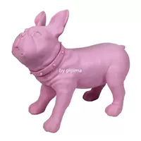 Розовый стоит собака