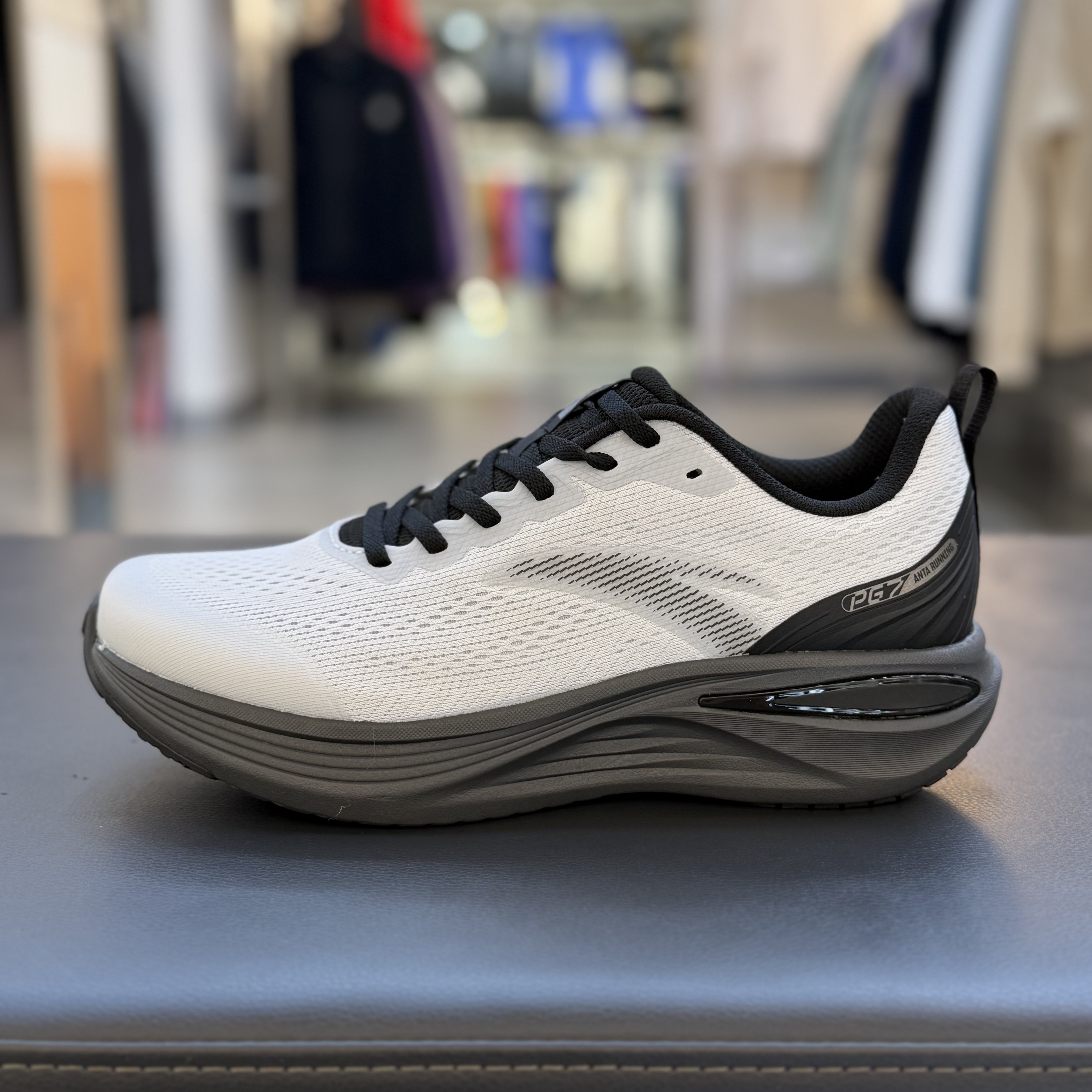 安踏PG7旅途3跑鞋男缓震春季新款2轻质慢跑休闲运动鞋子112625545