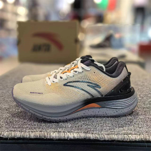 122435563 软底户外运动运动鞋 安踏女子冠军跑鞋 Pro弦科技2024夏季