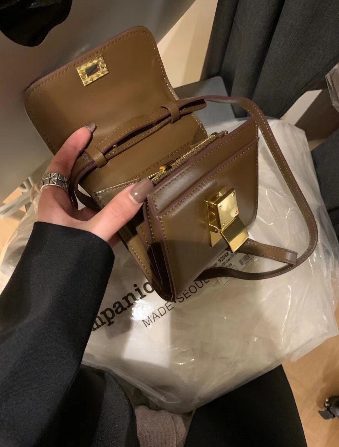 Metwo 豆腐包牛皮复古mini小包皮带金属扣钱包斜跨包女