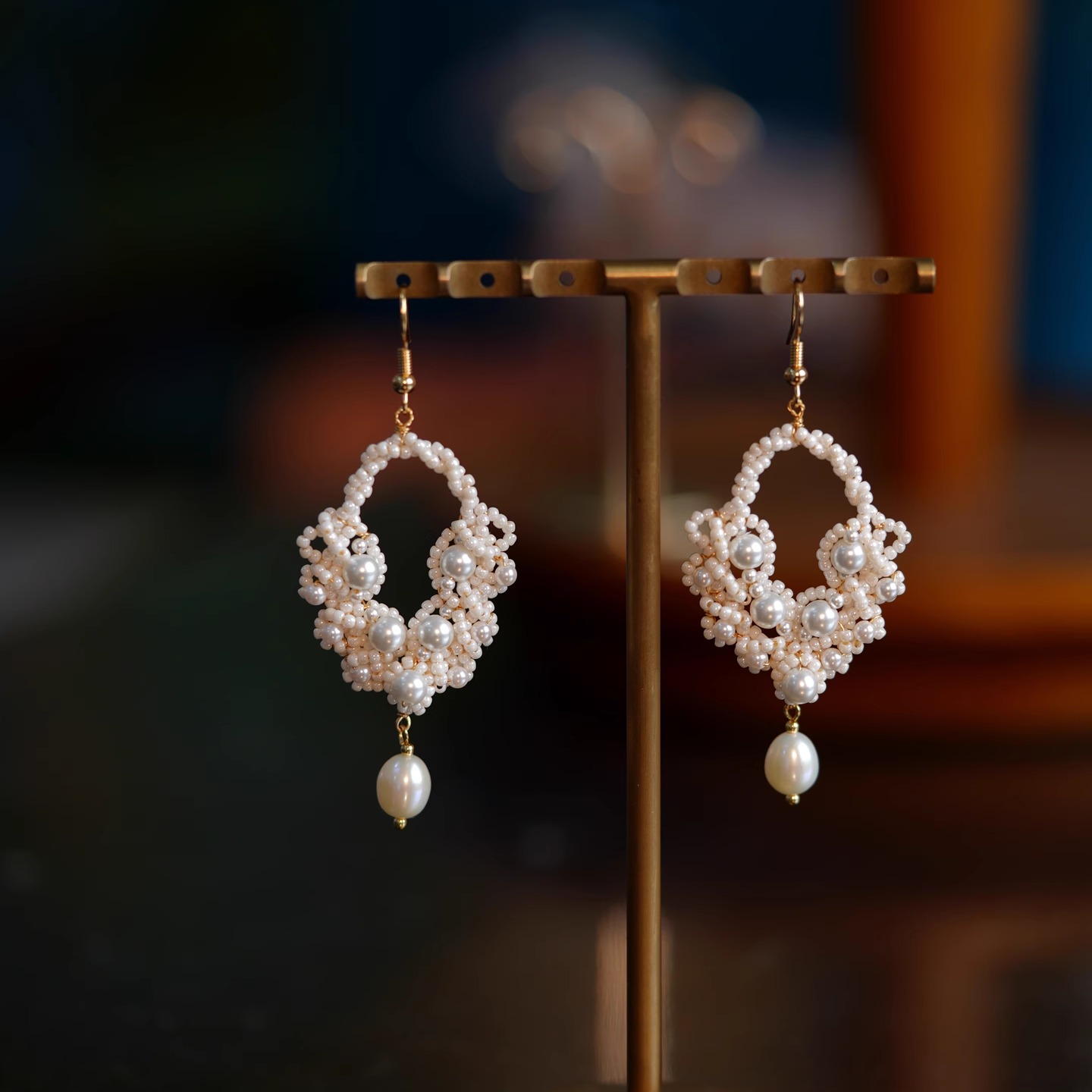 小众设计感高级耳环显脸小法式复古米珠蕾丝耳饰耳坠日常通勤