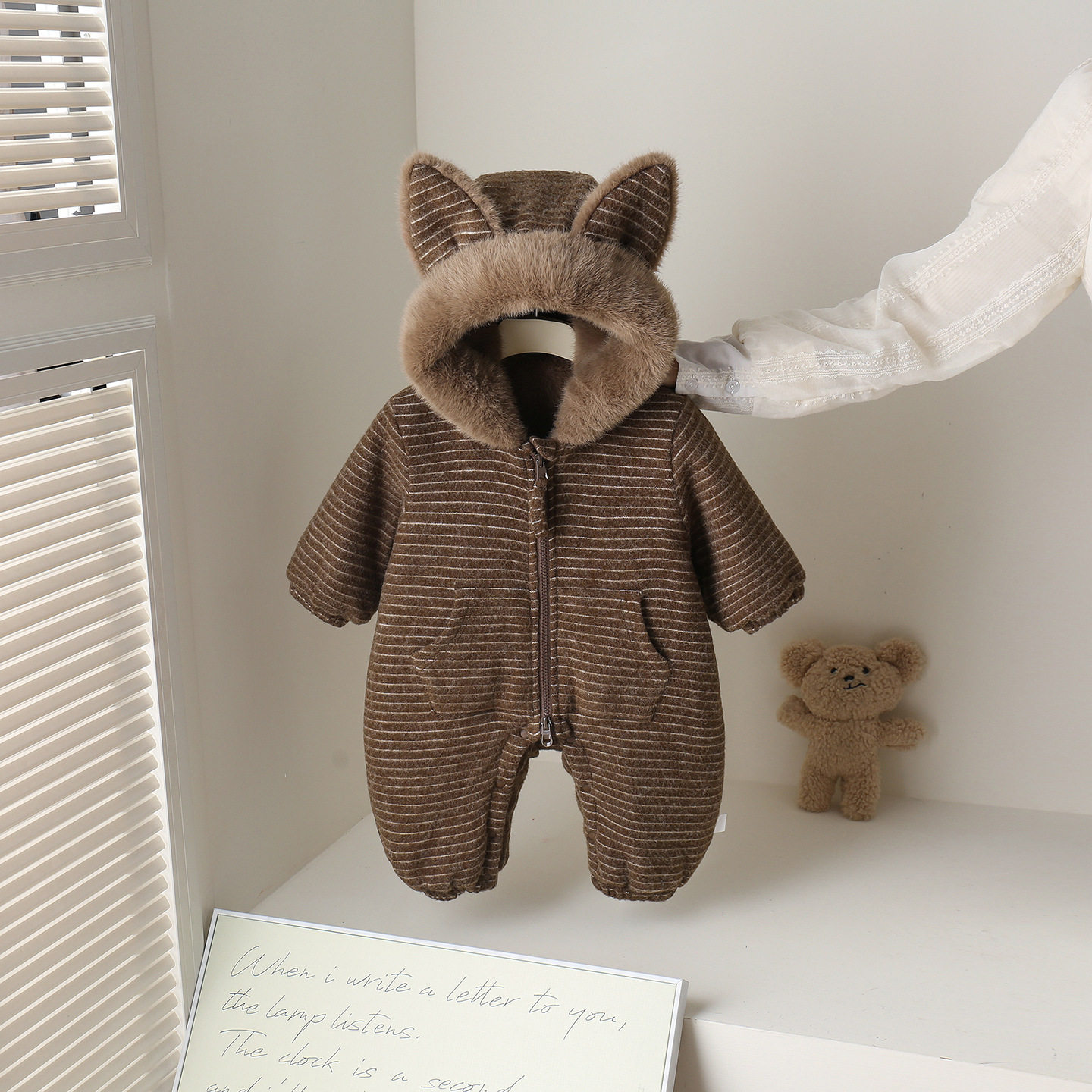 男宝宝连体衣冬季新款皮毛一体条纹哈衣外套洋气保暖婴幼儿外出服,童装/婴儿装/亲子装,连身衣/爬服/哈衣,淘宝优惠券,粉丝福利购,淘宝优惠卷