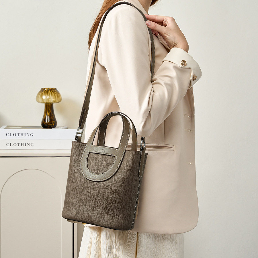 2025新款猪鼻子菜篮子包百搭手拎手提包女头层牛皮真皮斜挎水桶包,箱包皮具/热销女包/男包,水桶包,淘宝优惠券,粉丝福利购,淘宝优惠卷