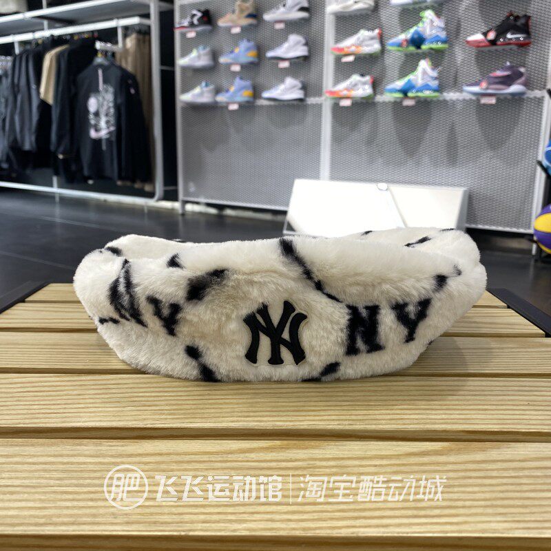 正品MLB老花复古毛绒面贝雷帽