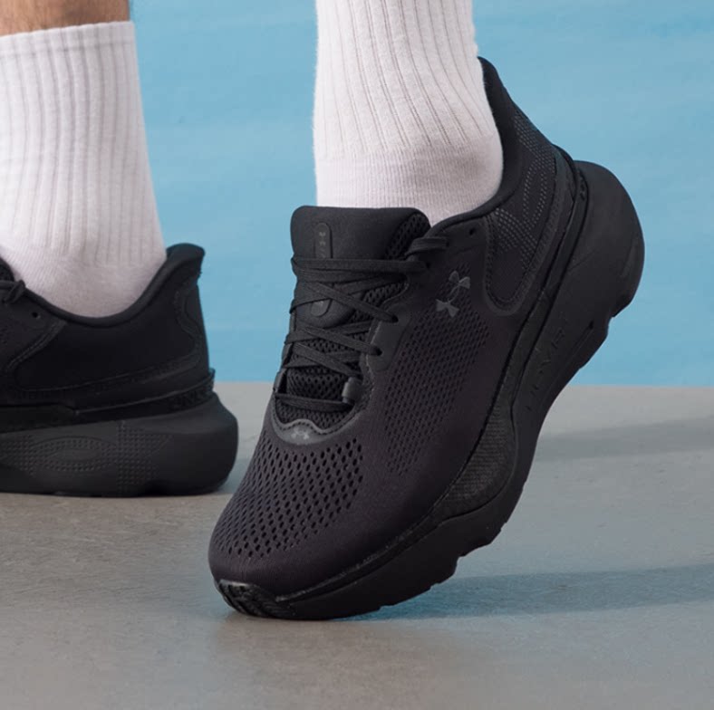 正品安德玛纯色轻便减震低帮户外训练男鞋运动休闲跑步鞋3028168