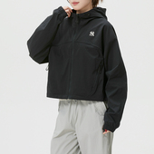 运动休闲梭织夹克 MLB纯色防泼水户外防风防晒边帽女装 正品 新款