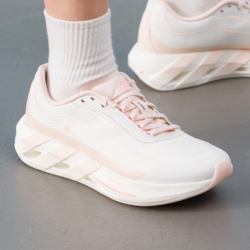 阿迪达斯女HyperboostLite跑鞋