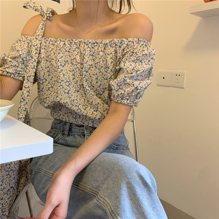 Real price, real price, foreign style, one word collar, clavicle, Little Daisy, broken flower, short jacket, little girl