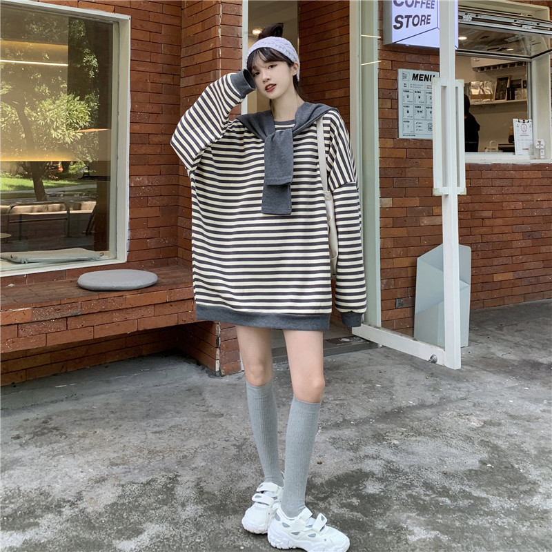 Control 3 real price Korean version of 100 tower loose show thin and thick plus Plush stripe round collar sleeve Cape sanitary dress woman