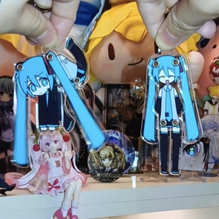 饰礼物 可爱初音未来miku同人周边钥匙扣可晃动高颜值背包小挂件装