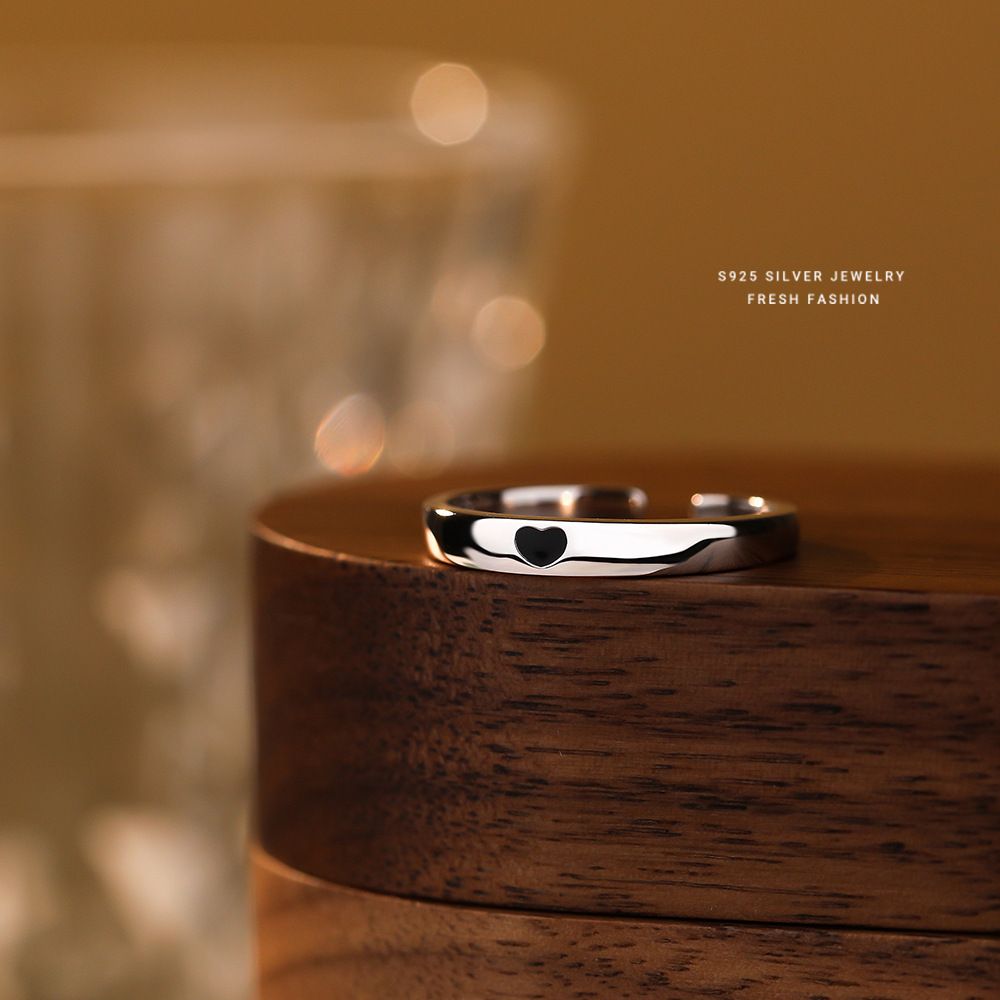 s925纯银爱心戒指女韩版百搭黑色心形指环简约时尚开口戒首饰代发