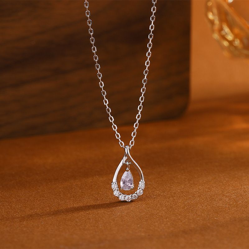 S925纯银气质水滴锆石项链女轻奢高级感小众设计感人鱼泪锁骨链