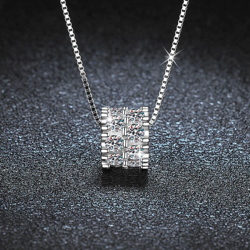 s925纯银项链小众轻奢莫桑石小蛮腰锁骨链女士吊坠饰品情人节