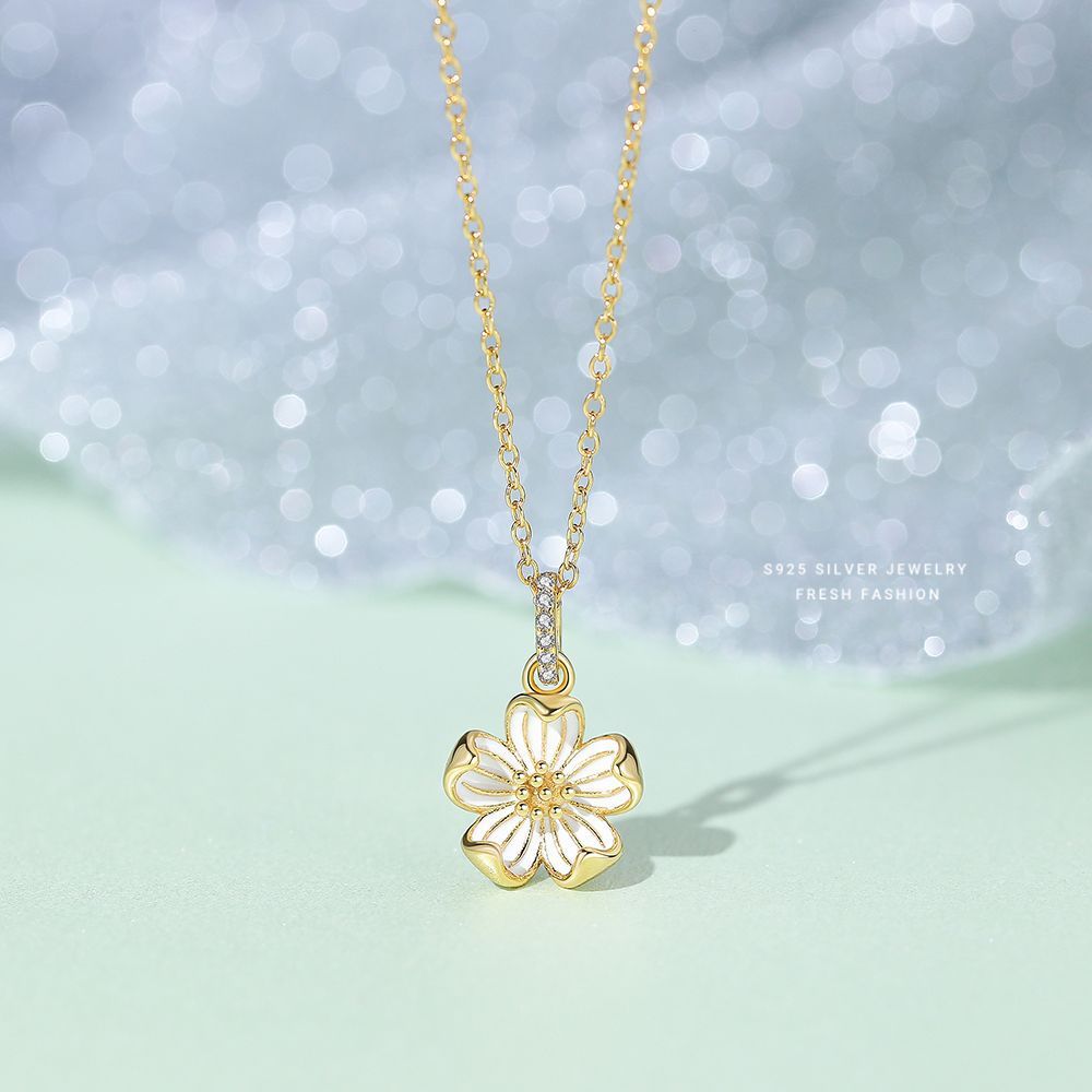 森系梅花项链女s925纯银ins小清新简约小众百搭滴胶花朵锁骨链