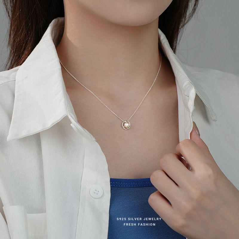 法式复古淡水珍珠项链女s925纯银轻奢设计优雅百搭圆形吊坠锁骨链