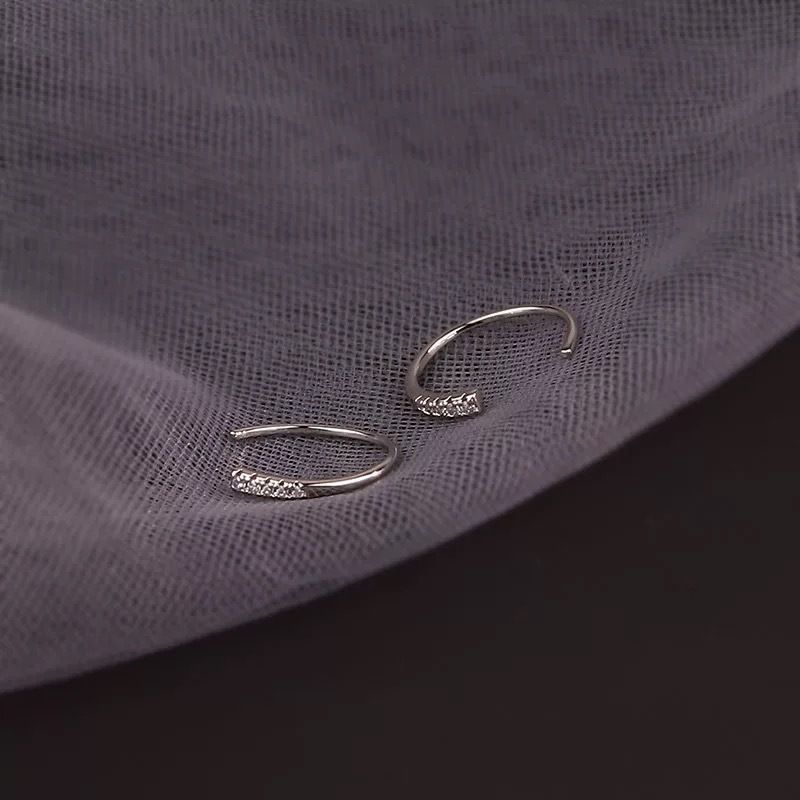 S999纯银镶钻素圈耳环女简约高级感耳圈养耳洞耳钉2025新款银耳饰