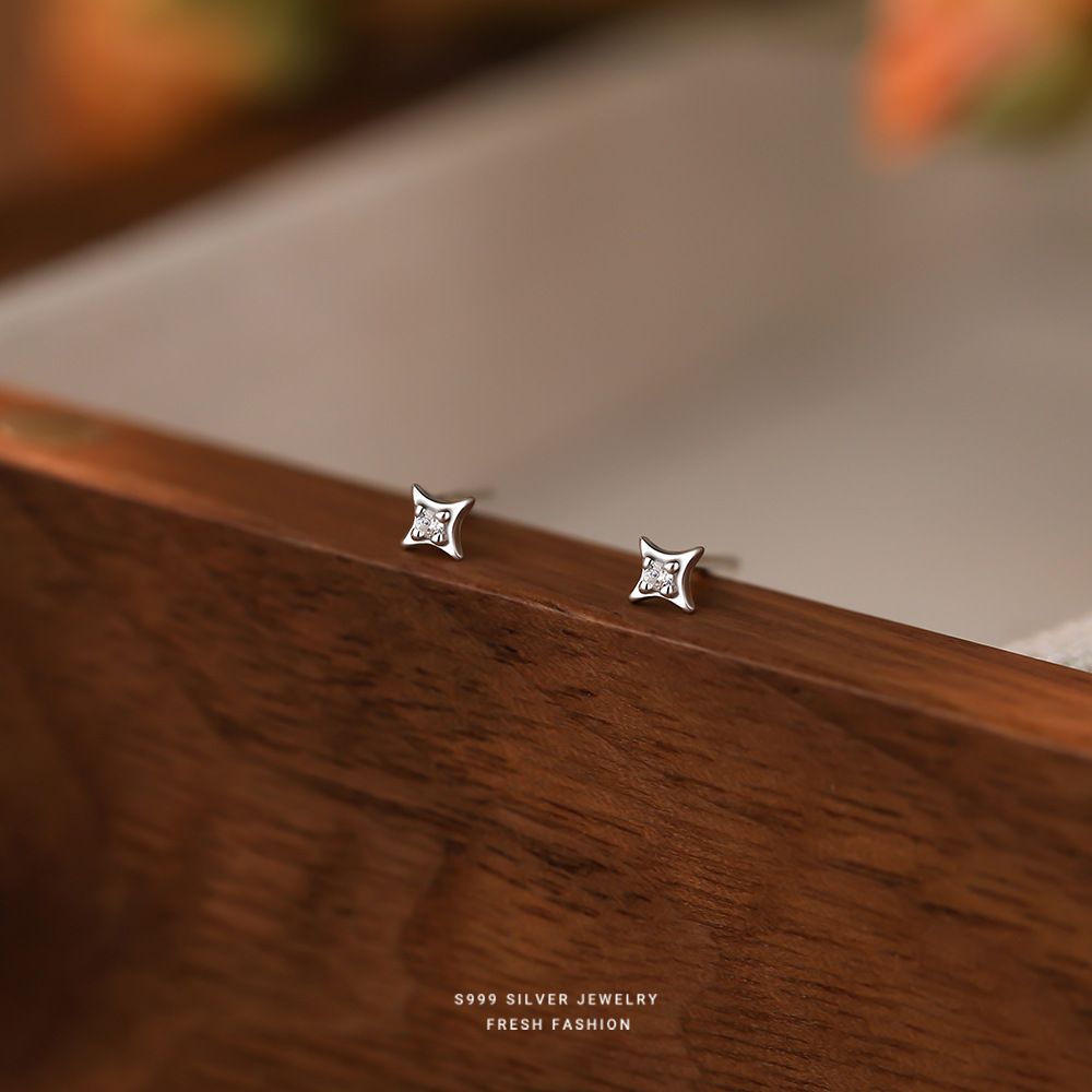 云小舒小巧精致星星耳钉女s999纯银四角星简约几何足银耳饰