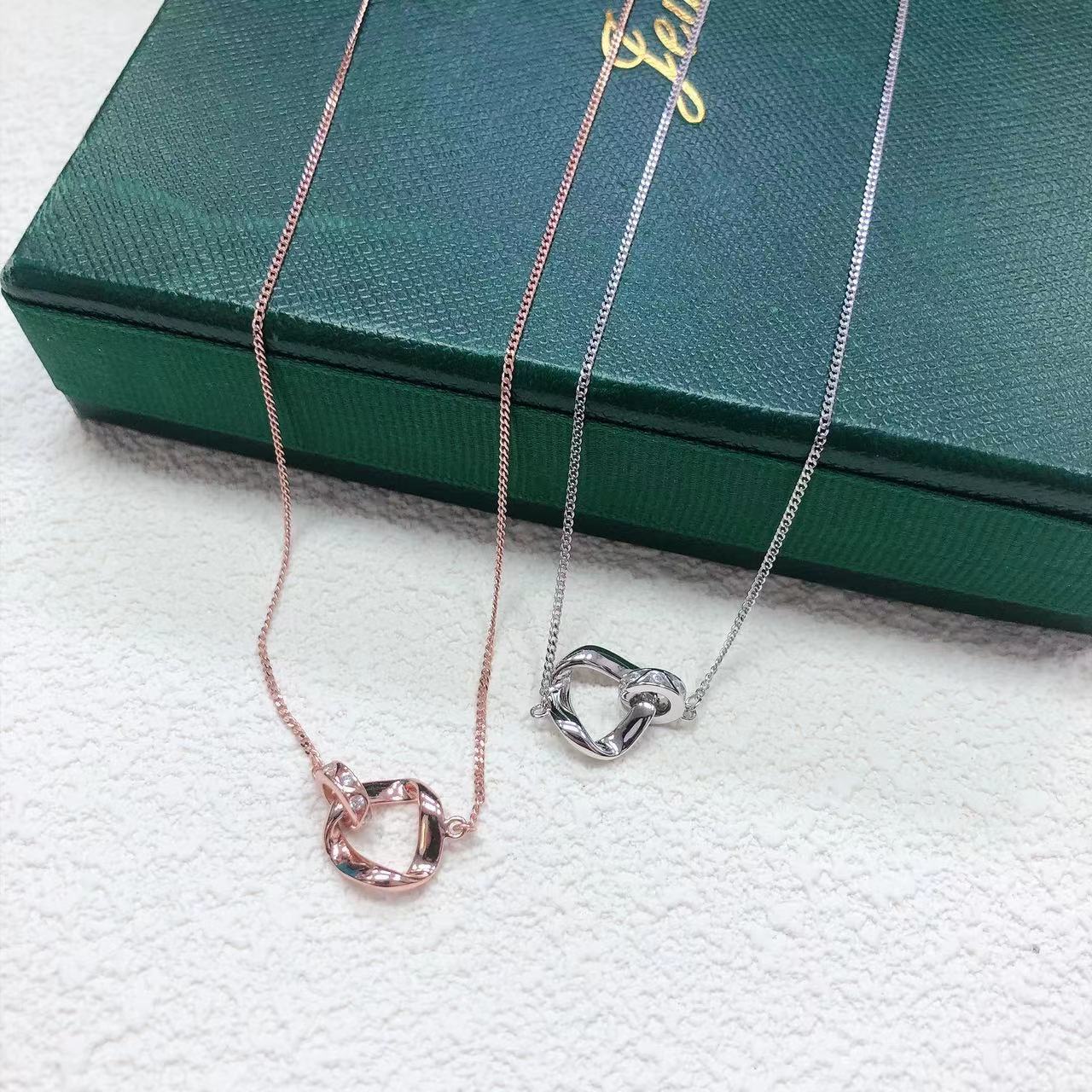 S925银莫比乌斯项链女轻奢高级感百搭无尽的爱锁骨链小众设计项饰